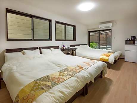 Triple Room with Terrace