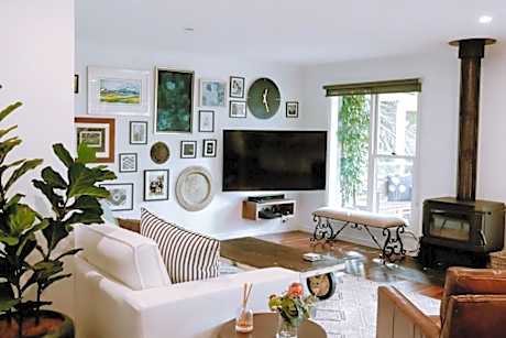 The Grange country retreat, with a birds eye view!