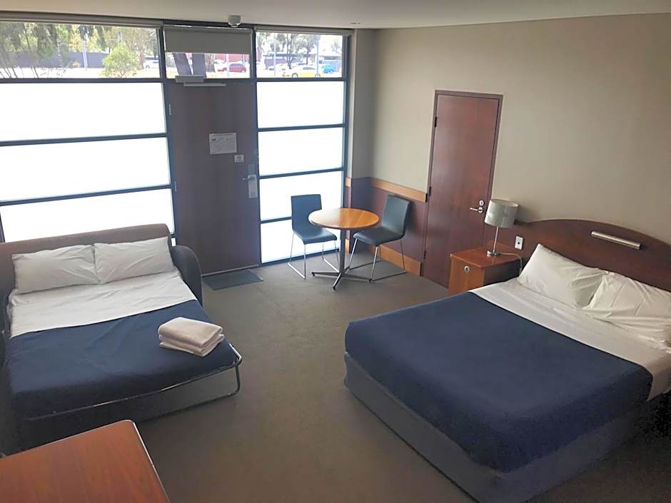 Highlander Hotel Bar Kitchen Rooftop