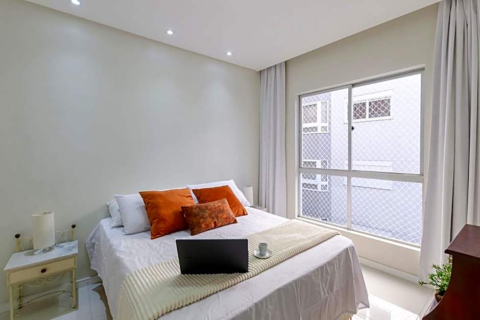 Apartamento pé na areia – 1 min da Praia Central