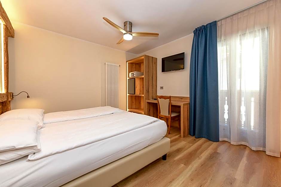 Hotel Denny
