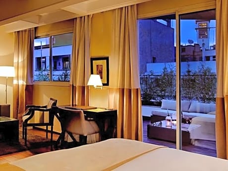 Suite Executive King Bed