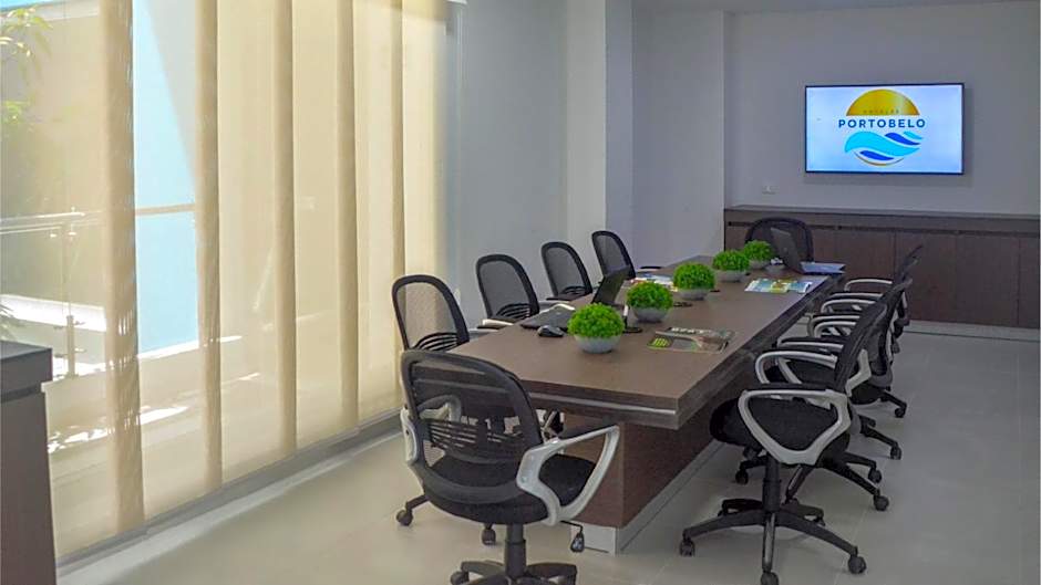 Portobelo Plaza de las Americas