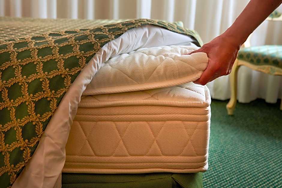 Hotel Commercio & Pellegrino