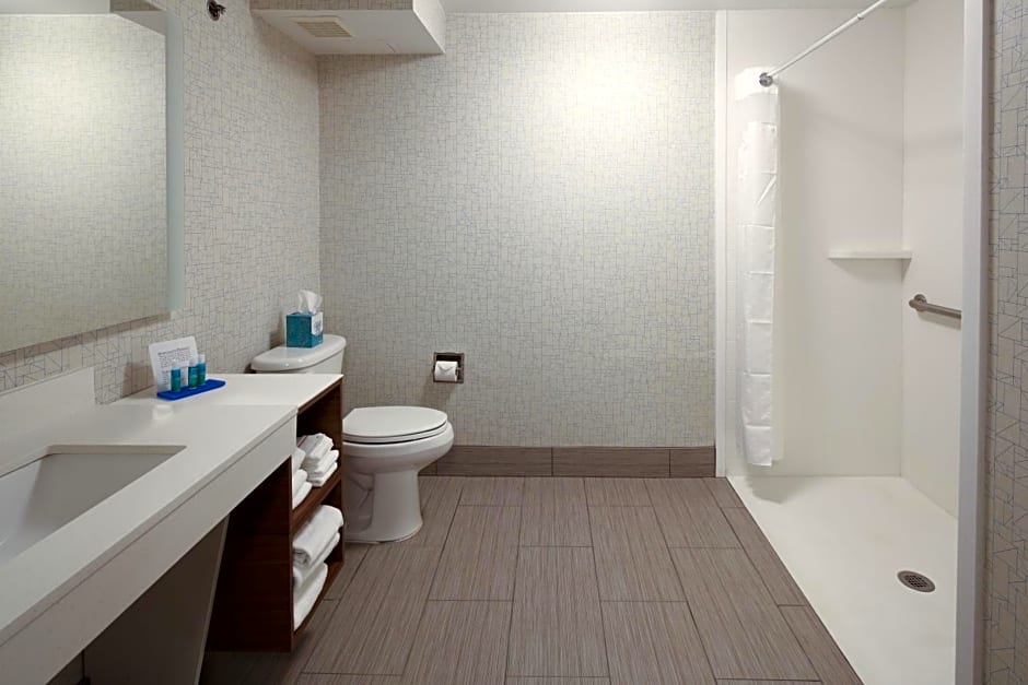Holiday Inn Express Hotel & Suites Cincinnati Southeast Newport By IHG