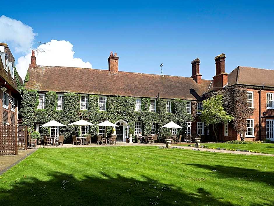 Bush Hotel Farnham