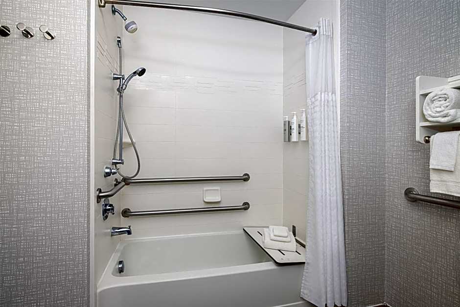 Hampton Inn Kenedy
