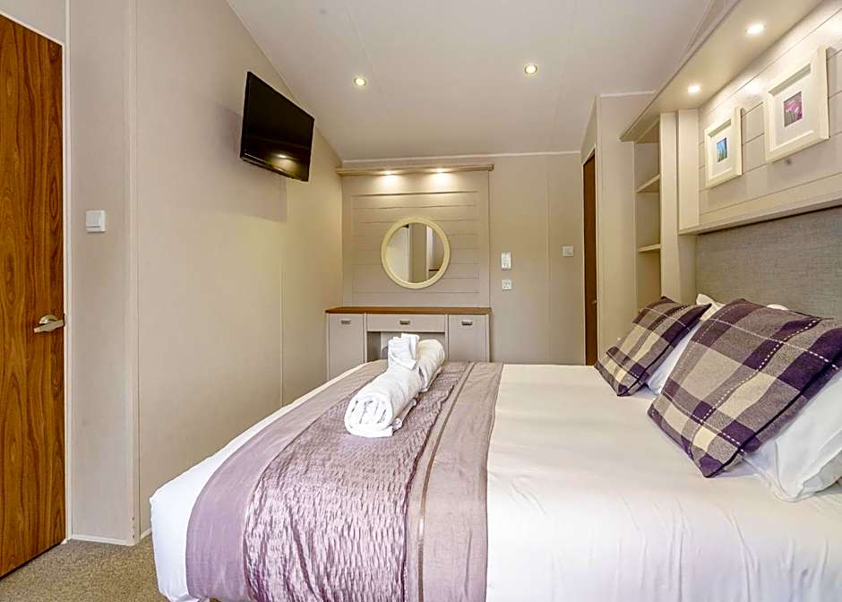 Calthwaite Hall Lodges