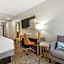 Comfort Suites East Brunswick - South River