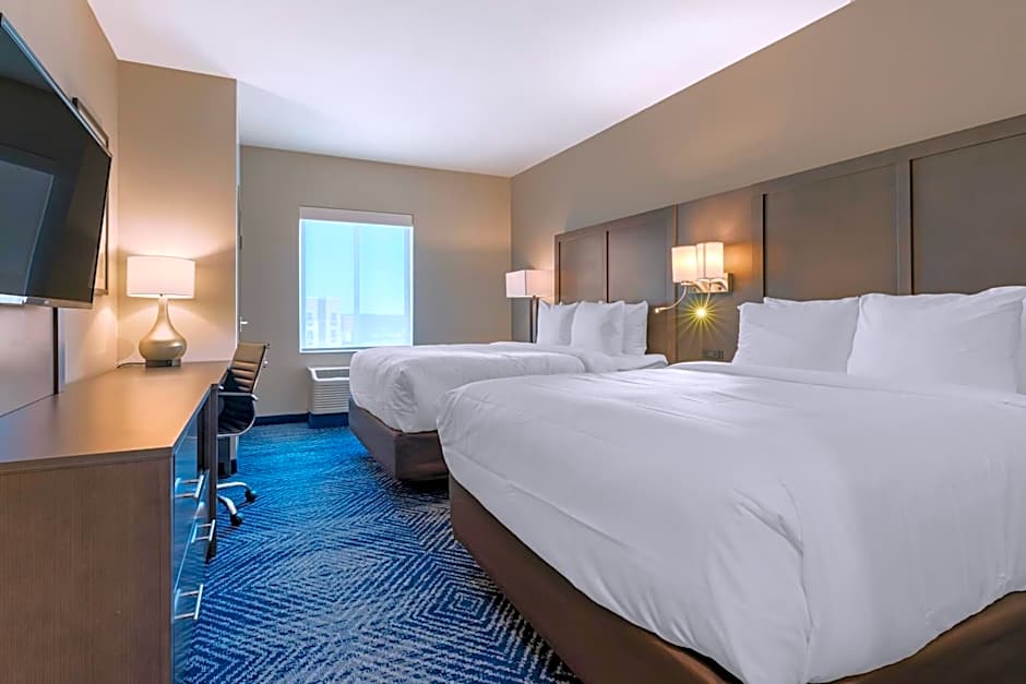 Comfort Inn & Suites Balch Springs - SE Dallas