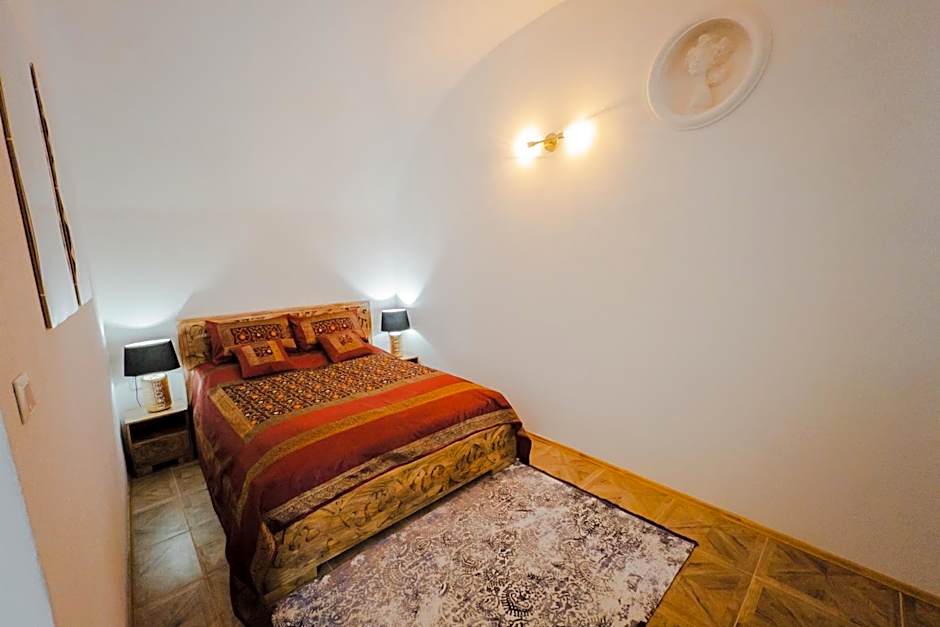 Opera apartments - Mestský palác