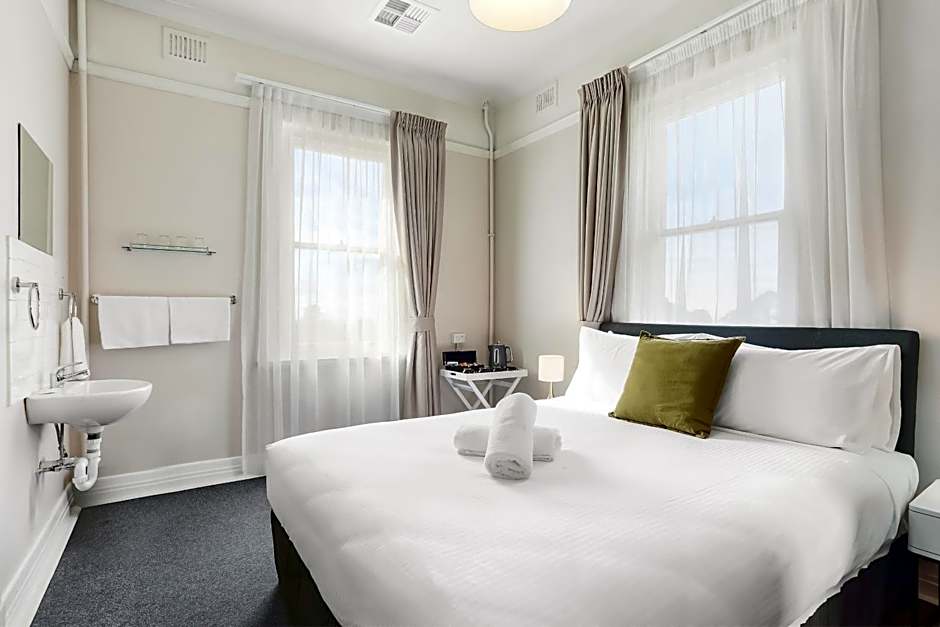 Grand View Hotel