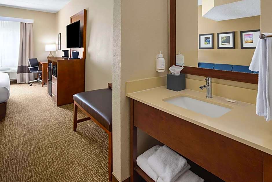 Wingate by Wyndham New Stanton