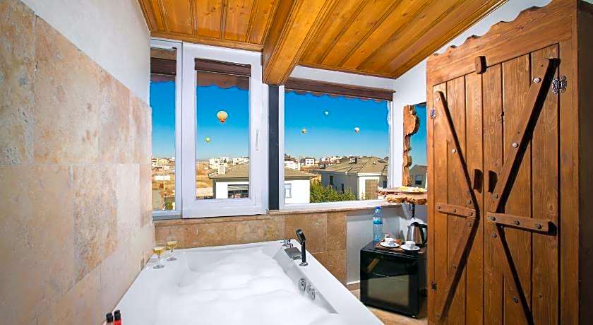 Moonlight Of Cappadocia