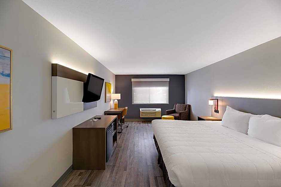 Quality Inn & Suites Artesia