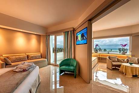 Suite with Sea View