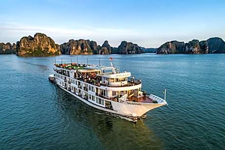 Dynasty Cruises Halong