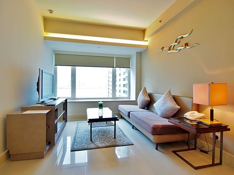 Kowloon Harbourfront Hotel