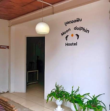 Moon Dolphin Hostel