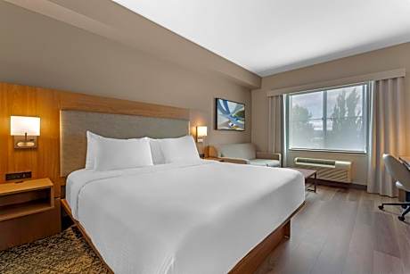 King Room with Sofa Bed - Non-Smoking