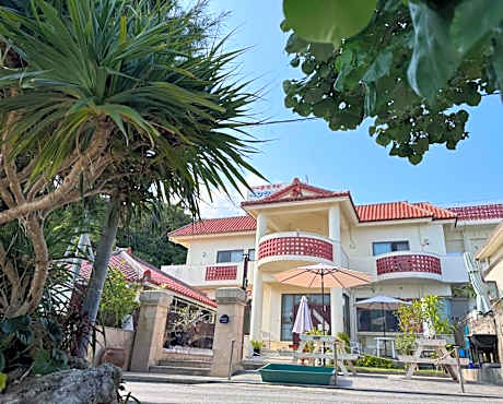 ビーチサイドペンションみーばる