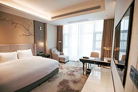 Executive Suite, Non-Smoking