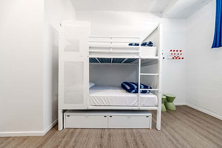 Maze Backpackers - Gold Coast