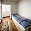 Private room at Ceausescu's place in Old City Unirii Square