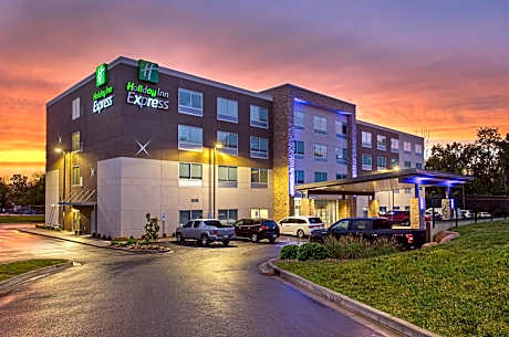 Holiday Inn Express Williamsburg By IHG