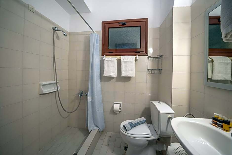 Karavados Beach Hotel