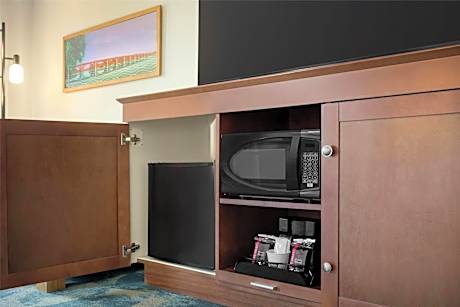 2 Queen Beds Studio Suite W/ Sofabed Nonsmok