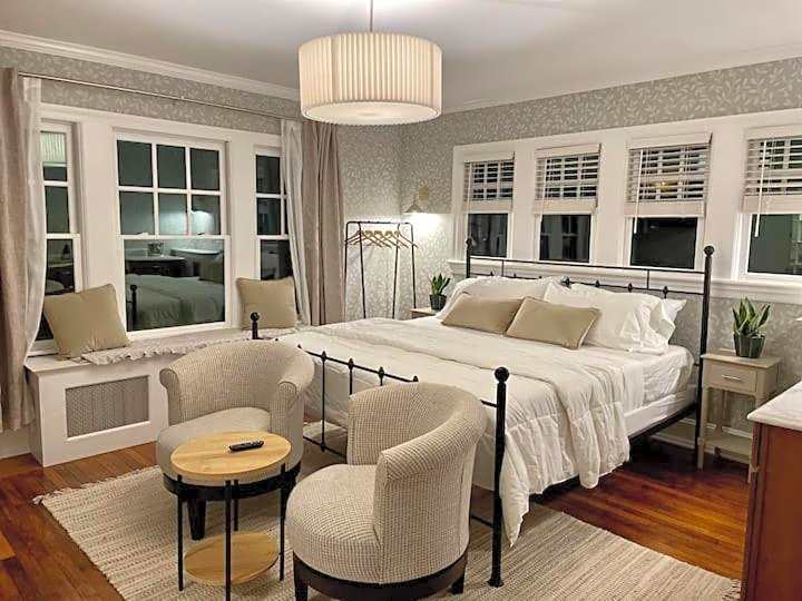 Buttonwood Boutique Hotel