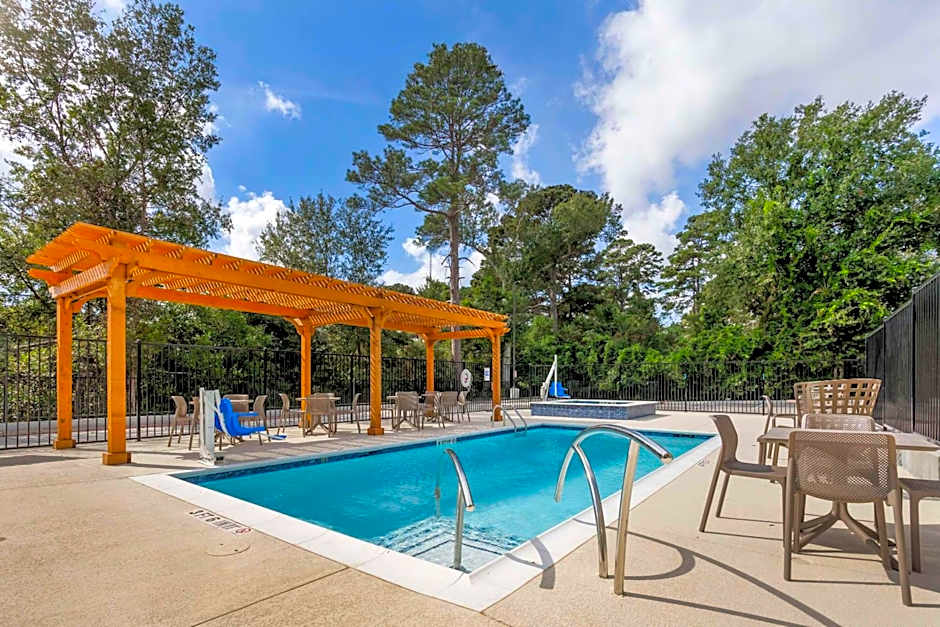 Comfort Inn & Suites Huntsville Near University