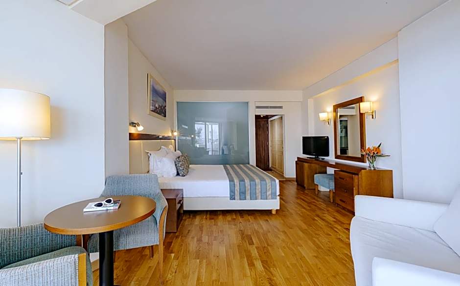 Golden Bay Beach Hotel