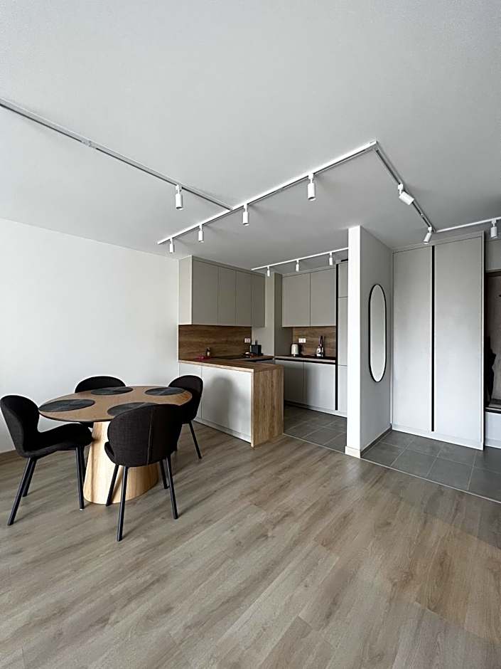 RH Suites