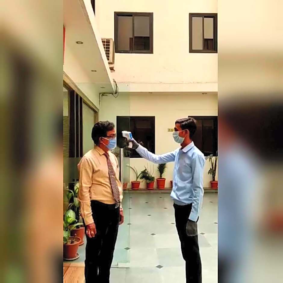 Regal Hotel (Pet-friendly)