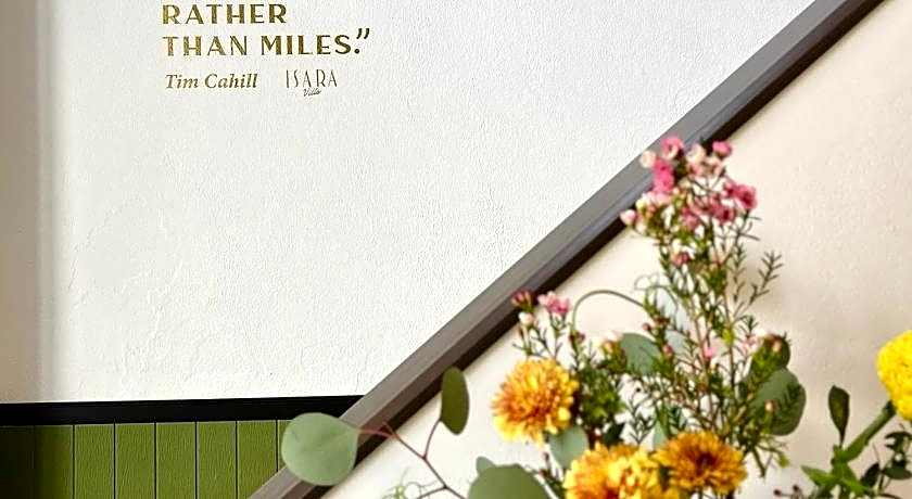 Isara Boutique Hotel and Cafe
