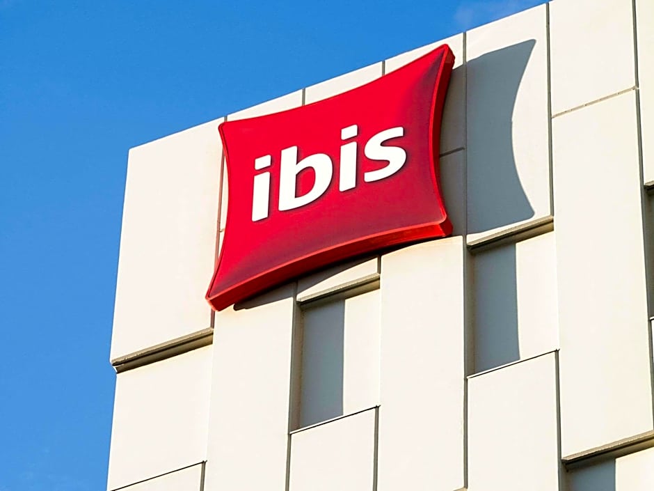 Ibis Barcelona Santa Coloma