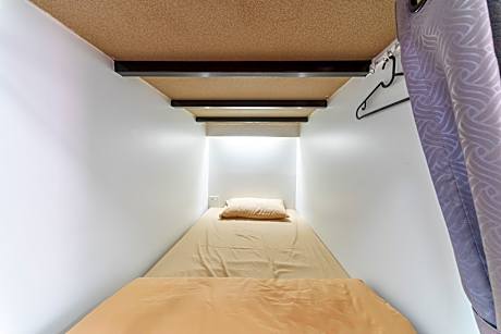 Entire 10-Bed Dormitory - Mixed