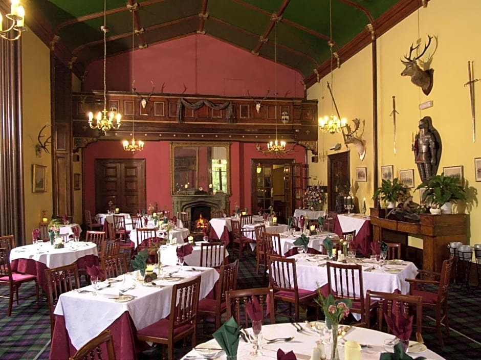 Atholl Arms Hotel