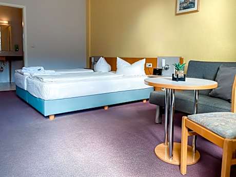 Triple Room with Bathroom