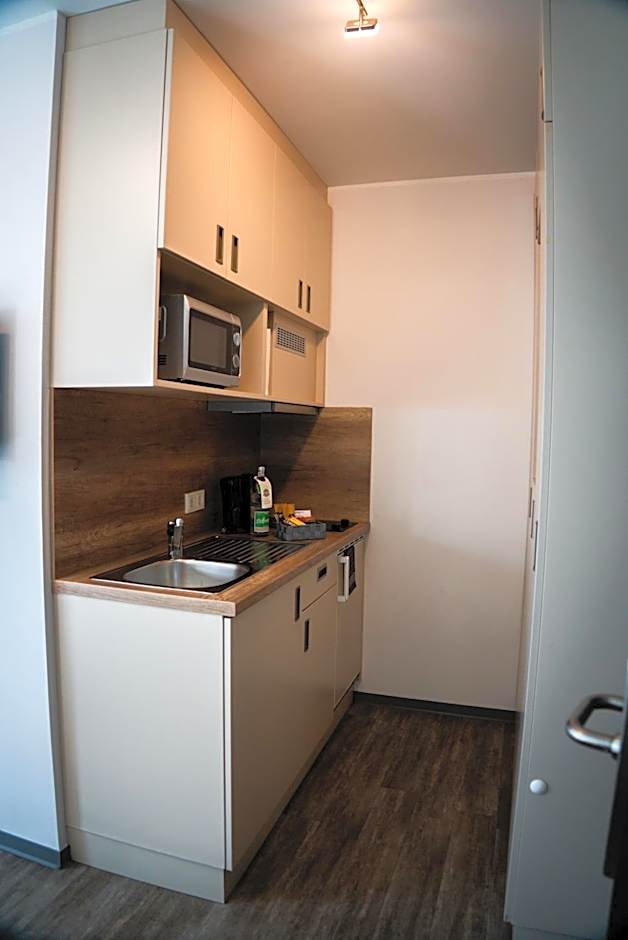 Hotel M24 - Alle Zimmer mit Küchenzeile