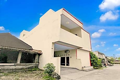 Hotel O Raja Ratu HomestayNearSolo Safari