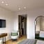 Hotel Delfinia