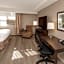 Coast Calgary Downtown Hotel & Suites by APA