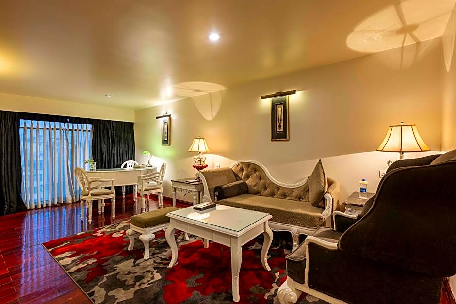 Hotel Tuli Imperial