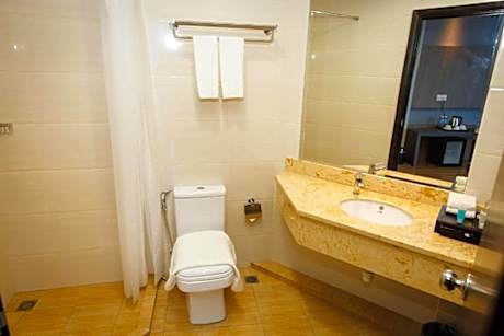 Junior King Room