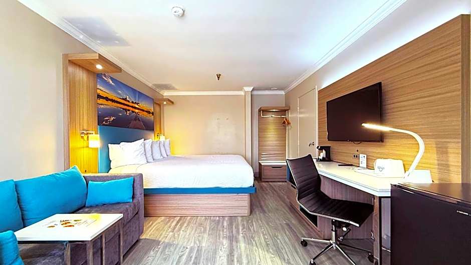 Days Inn by Wyndham Los Angeles LAX/ Redondo & Manhattan Beach