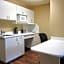 Extended Stay America Suites - Toledo - Holland