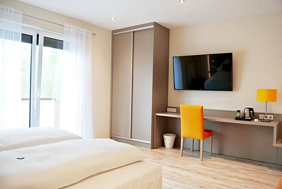 Bernsteinsee Hotel&Ferien